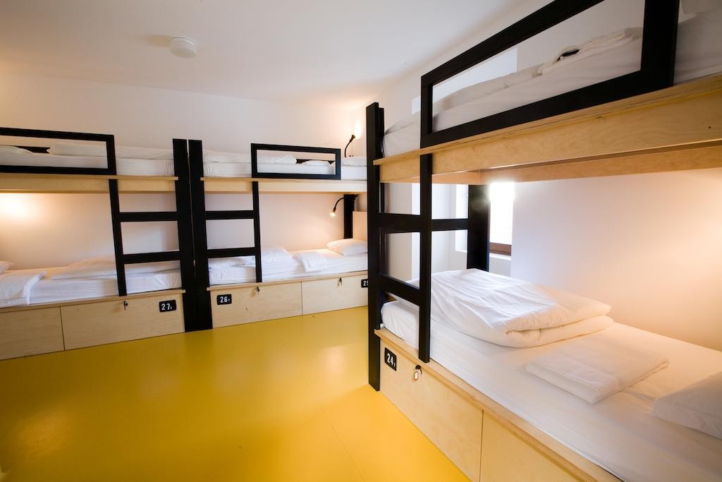 Dormitorio 6 camas (#2)