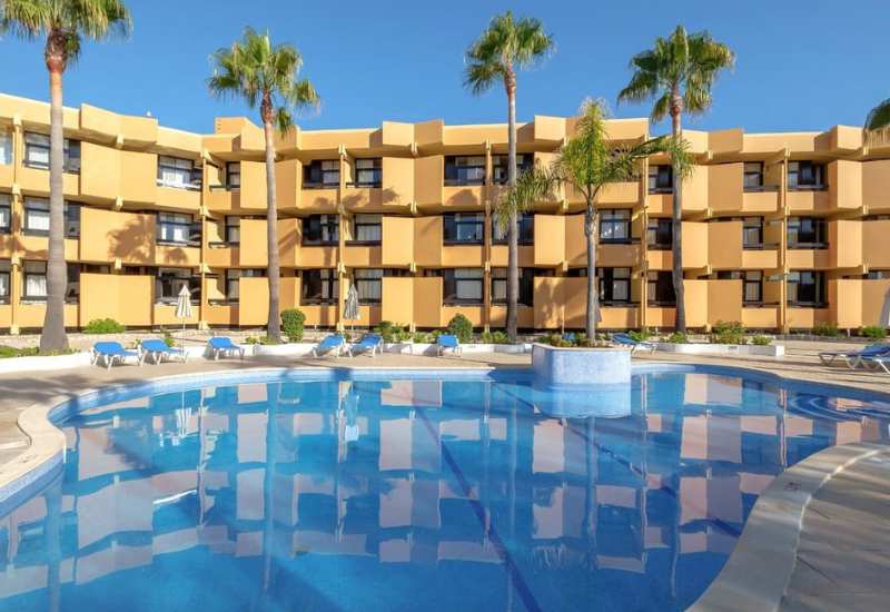  Auramar Beach Resort