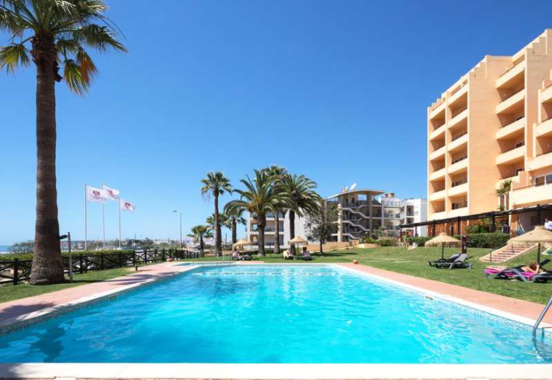  Dom Pedro Lagos Beach Club Apartments