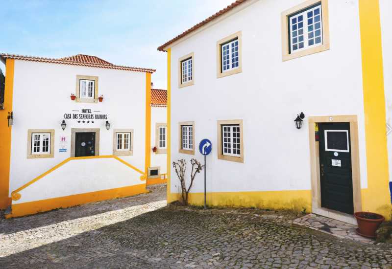  Casa das Senhoras Rainhas (AL)
