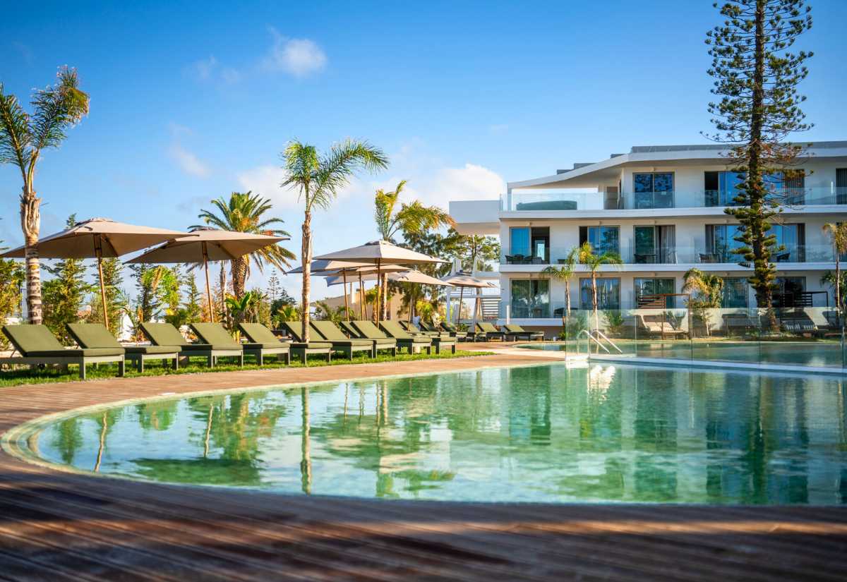  Castelo Suites Hotel