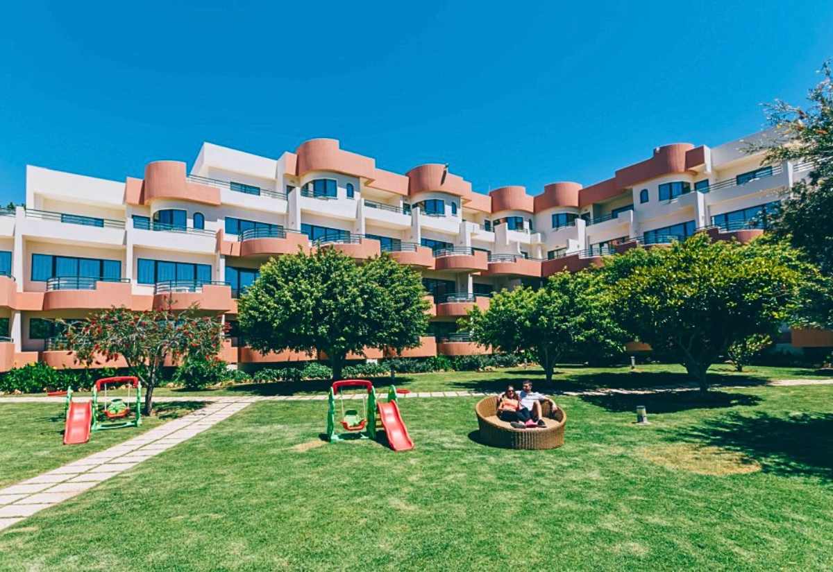  Grand Muthu Forte da Oura � SA
