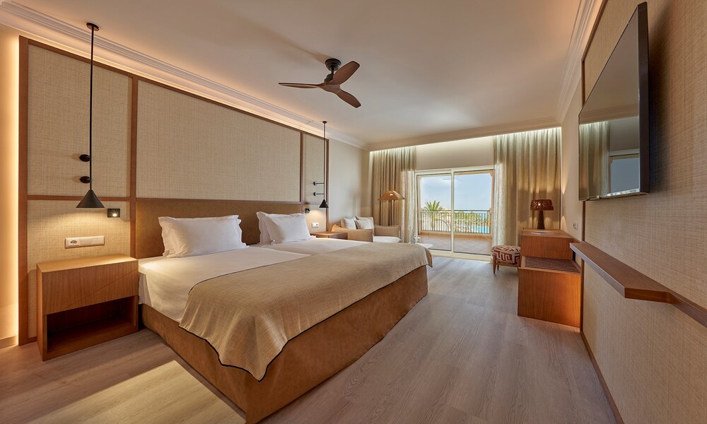 Porto Bay Blue Ocean