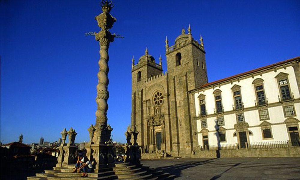 Jewish Heritage Walking Tour in Porto - Small Shared