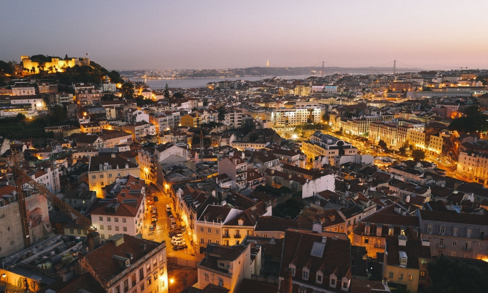 Lisbon by Night-Dinner, Fado Show & Panoramic - Shared driver/guide