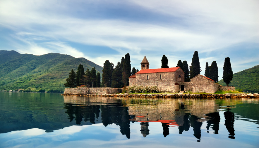 Alb�nia & Montenegro