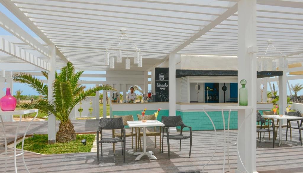 Vincci Helios Beach