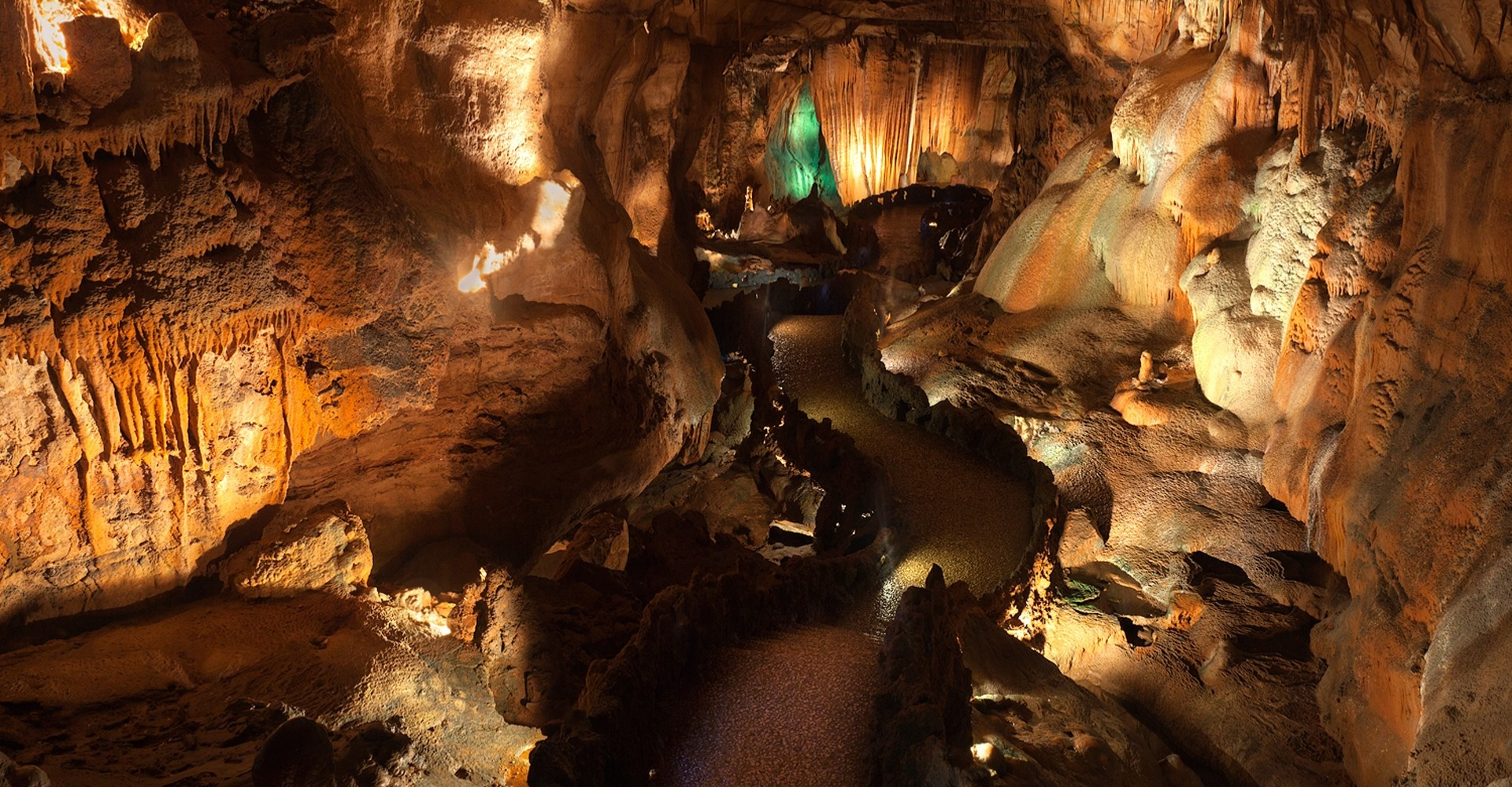 Grutas de Mira De Aire