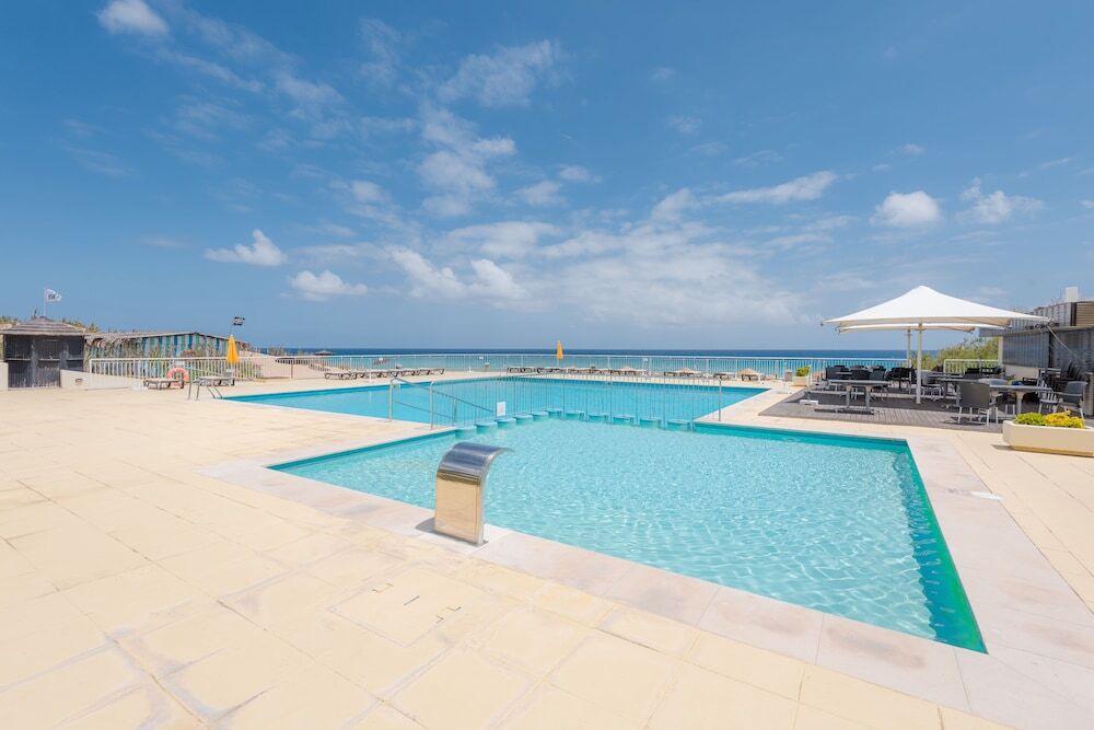 Vila Baleira Suites