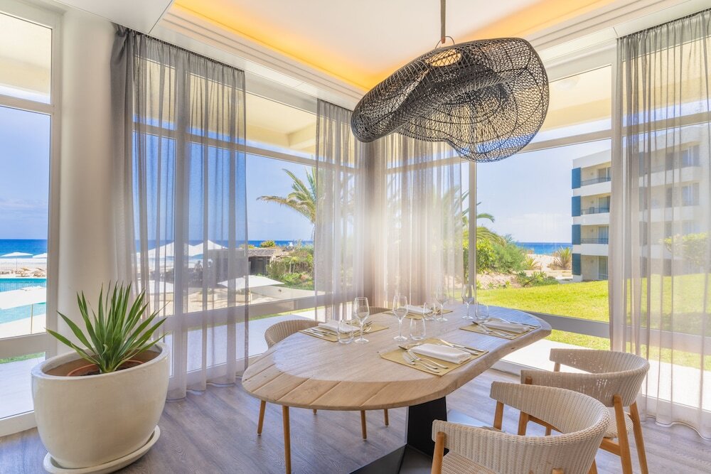 Vila Baleira Suites