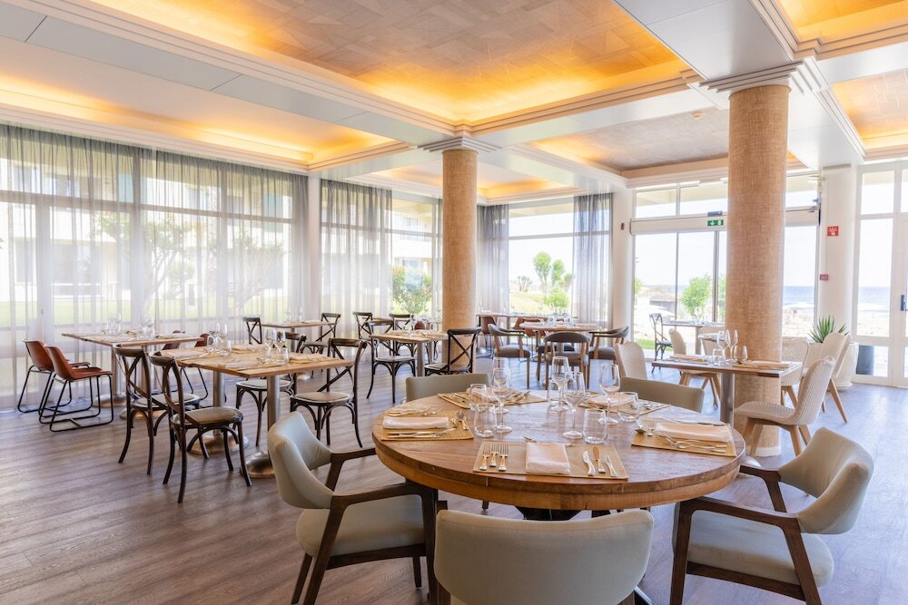 Vila Baleira Suites