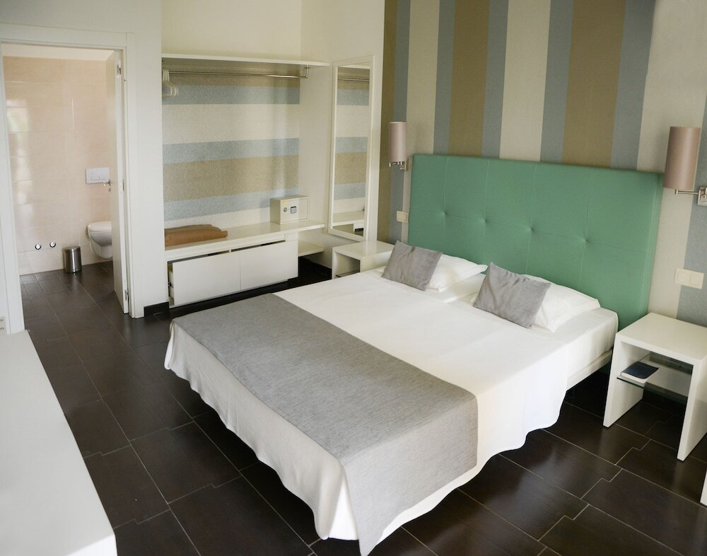 Ouril Hotel Pont�o