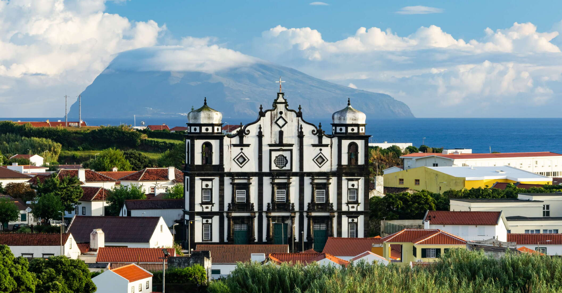 Igreja Matriz Santa Cruz das Flores