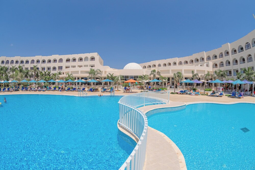 Khayam Garden Beach Resort & Spa