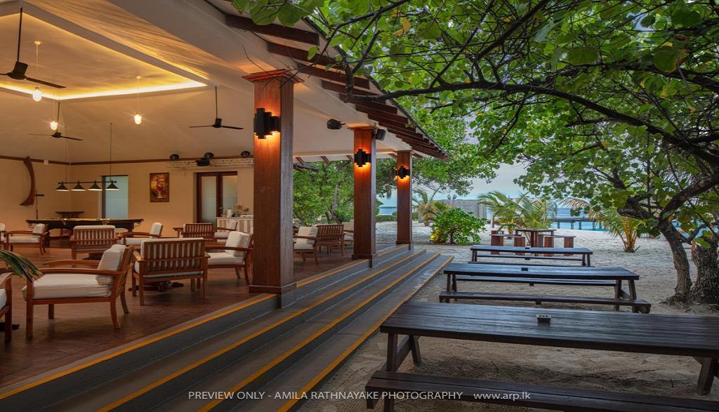 Adaaran Select Meedhupparu