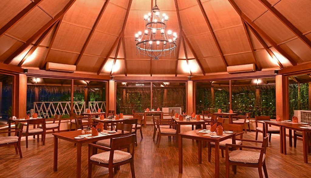 Adaaran Select Hudhuranfushi