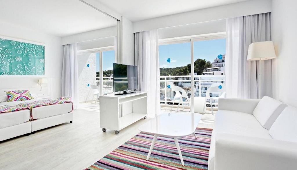 Grupotel Ibiza Beach Resort - Adults Only