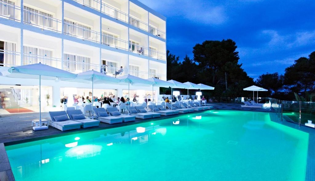 Grupotel Ibiza Beach Resort - Adults Only
