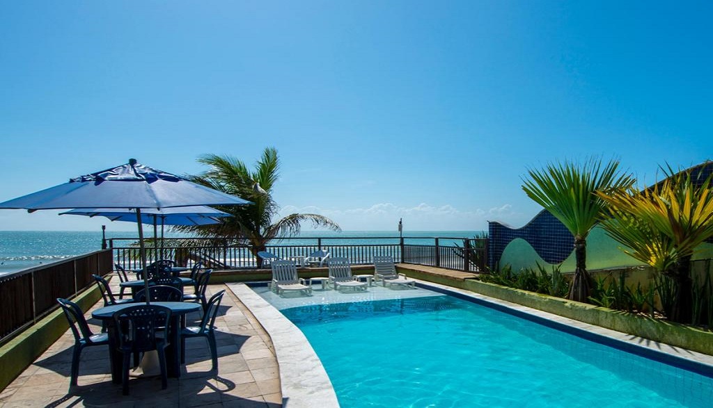 Blue Marlin Apartments 