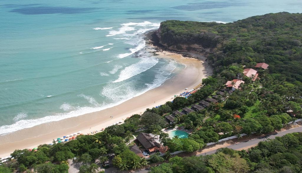 Madeiro Beach Hotel & Resort 