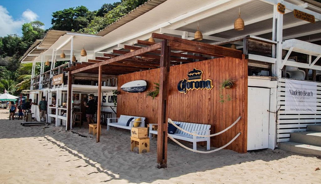 Madeiro Beach Hotel & Resort 