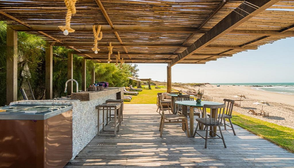 Carmel Charme Resort 