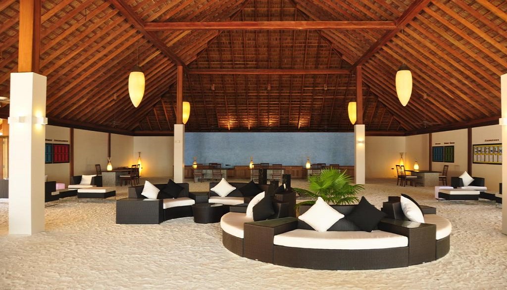 Vilamendhoo Island Resort & Spa