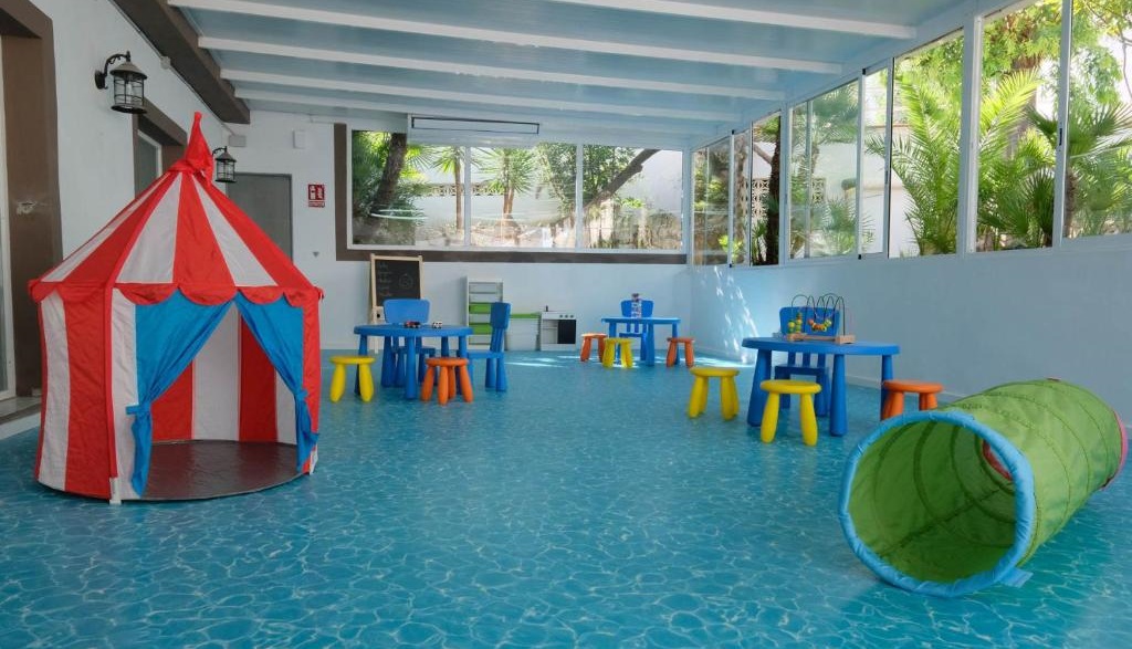 Azuline Hotel Palmanova Garden