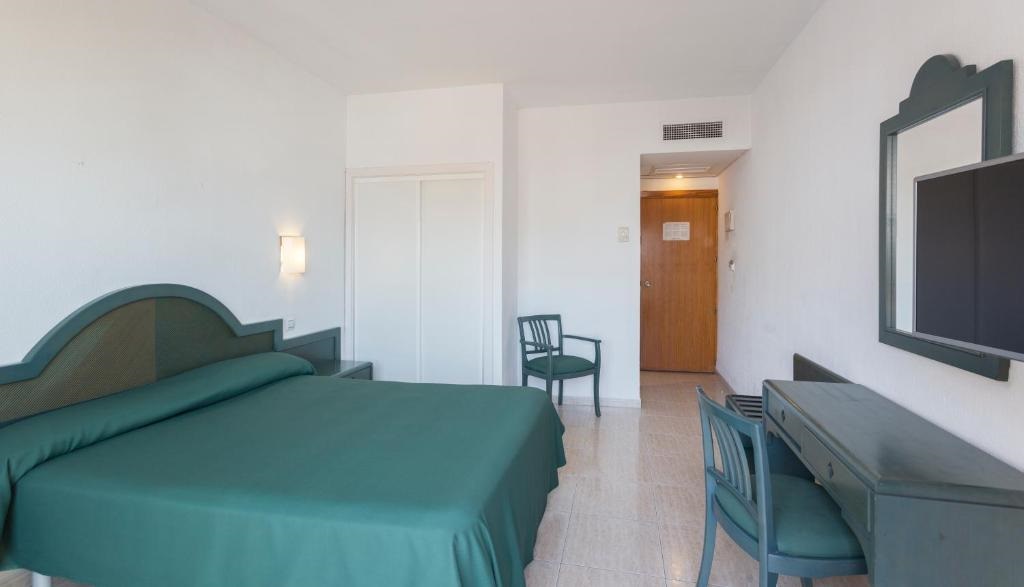 Tal Bah�a de Palma Affiliated by Fergus