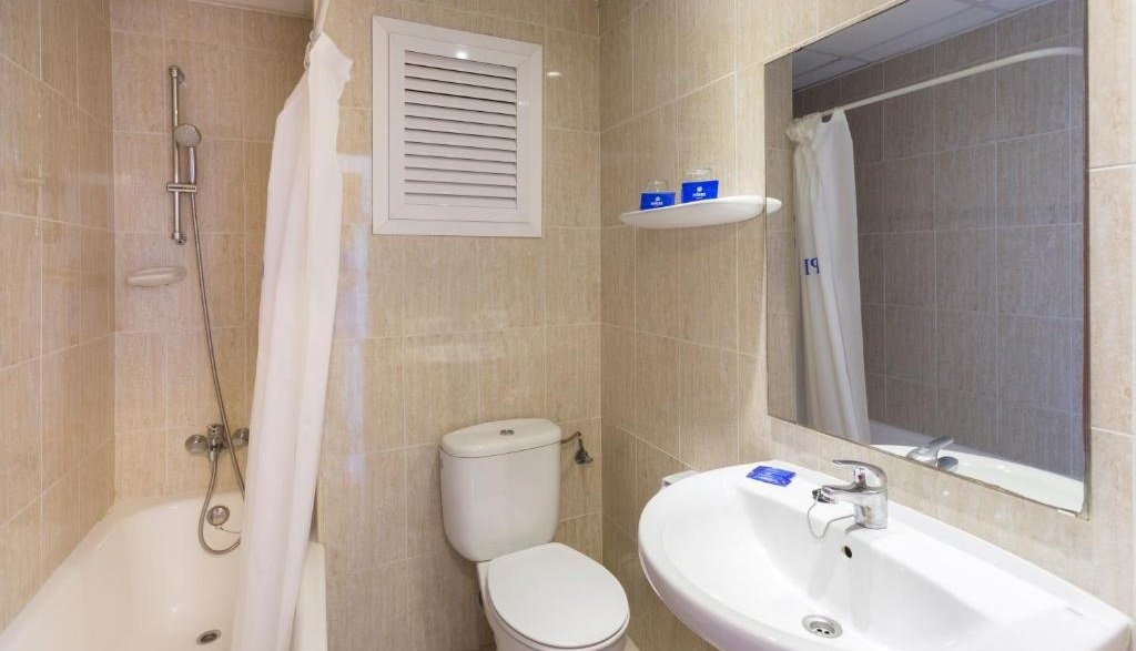 Tal Bah�a de Palma Affiliated by Fergus