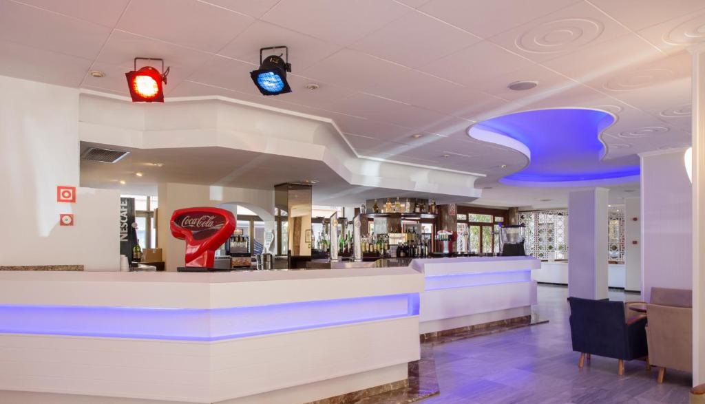 Tal Bah�a de Palma Affiliated by Fergus