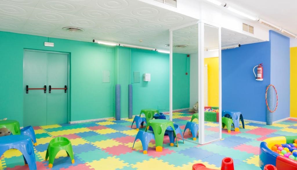 Tal Bah�a de Palma Affiliated by Fergus