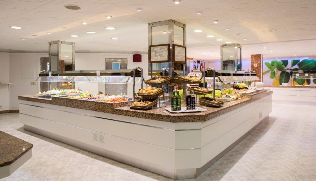 Tal Bah�a de Palma Affiliated by Fergus