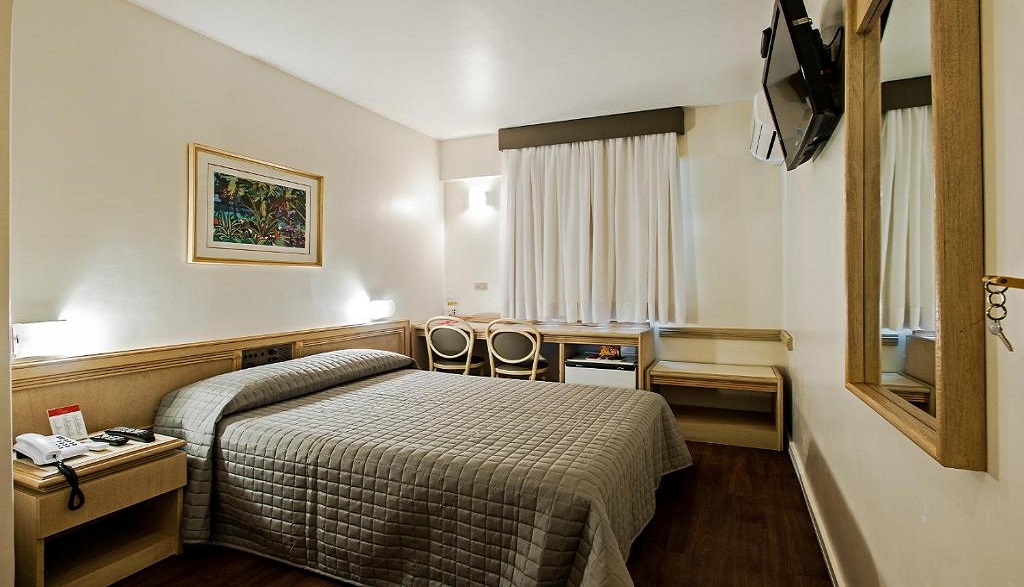 Trevi Hotel & Business 