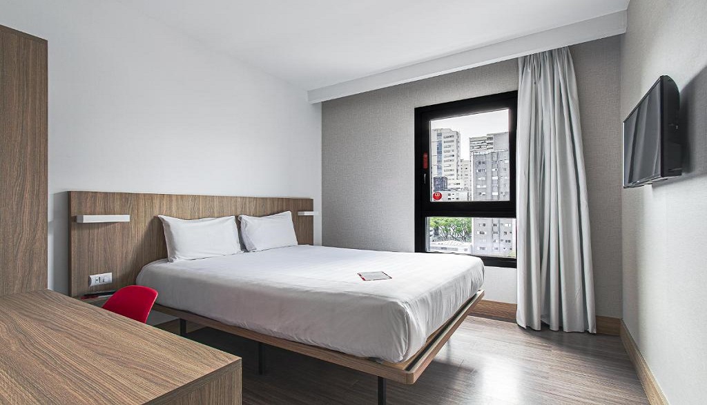 Hotel Moov Curitiba 