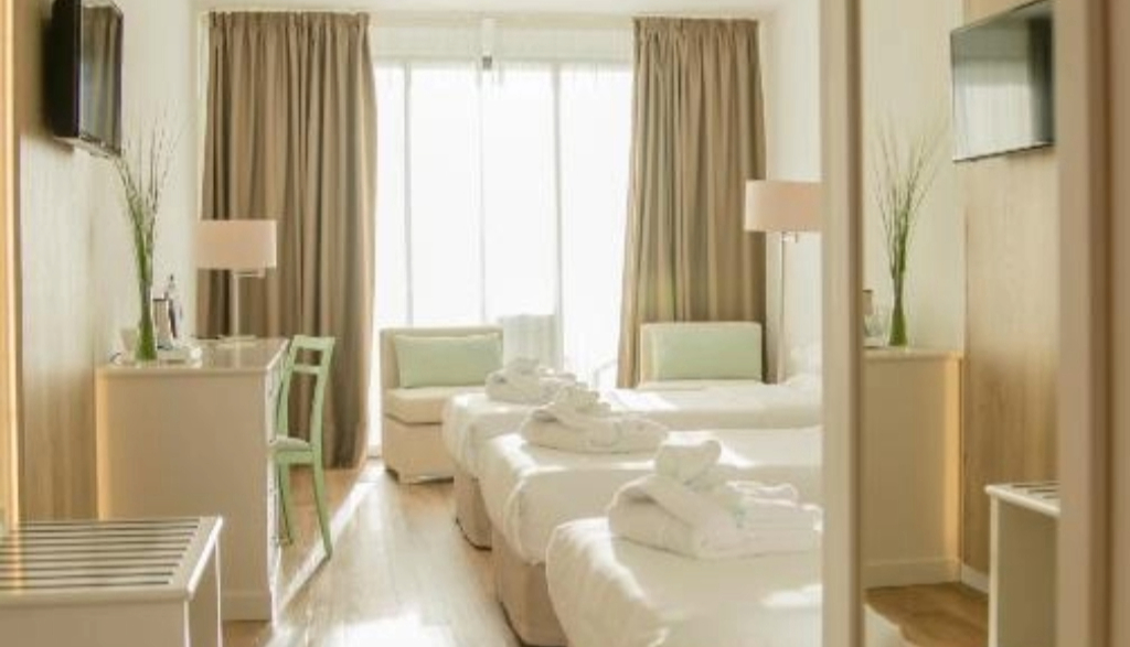 Caloura Hotel Resort