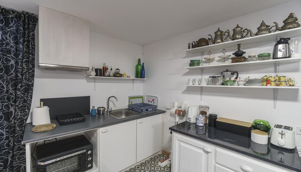 Marina Lounge Hostel