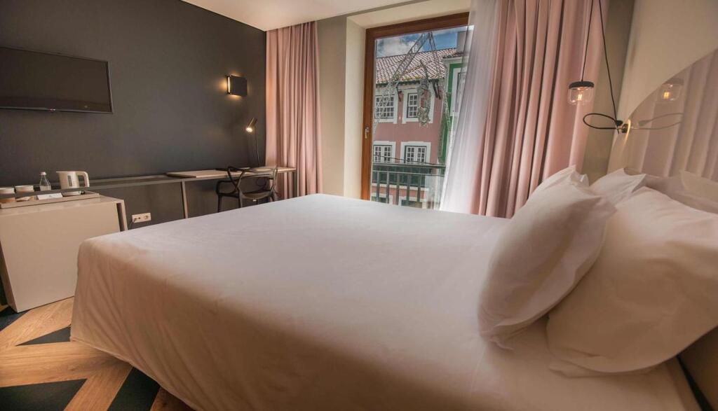 Azoris Angra Garden Plaza Hotel