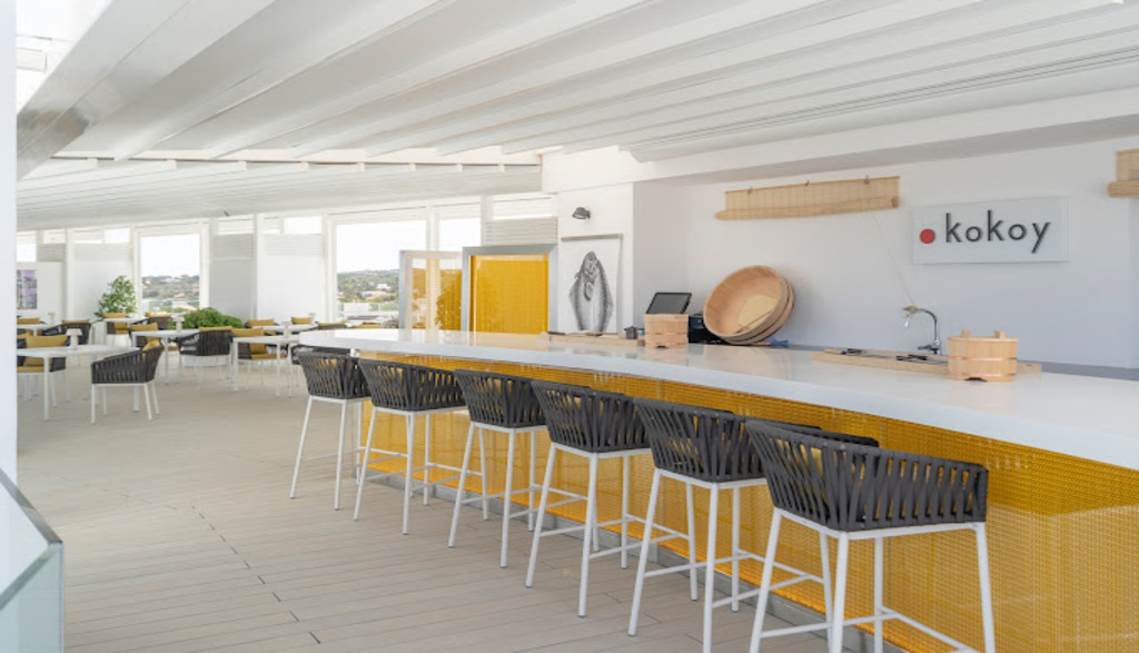 Five Flowers Hotel & Spa