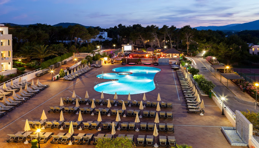 Invisa Hotel Club Cala Blanca