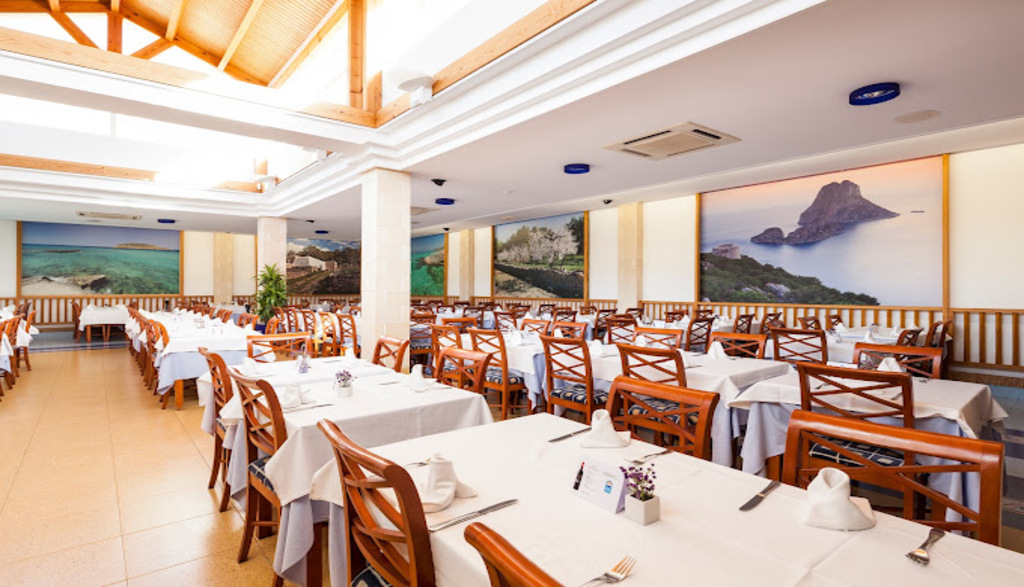 Invisa Hotel Club Cala Blanca