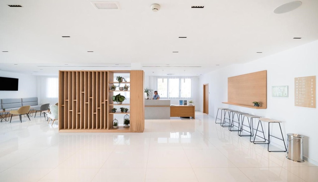 Petit Sagitario - Adults Only