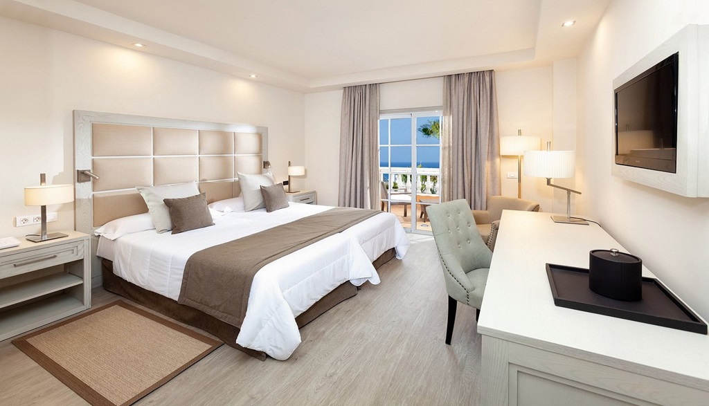 Hotel Riu Garoe