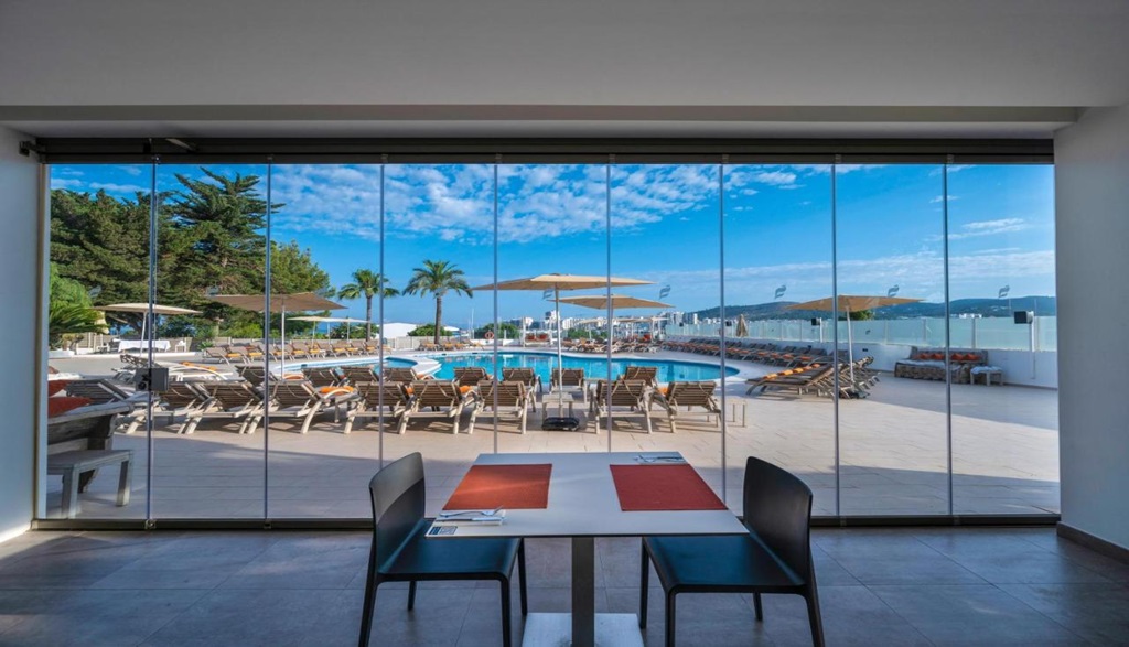 THB Ocean Beach - Adults Only