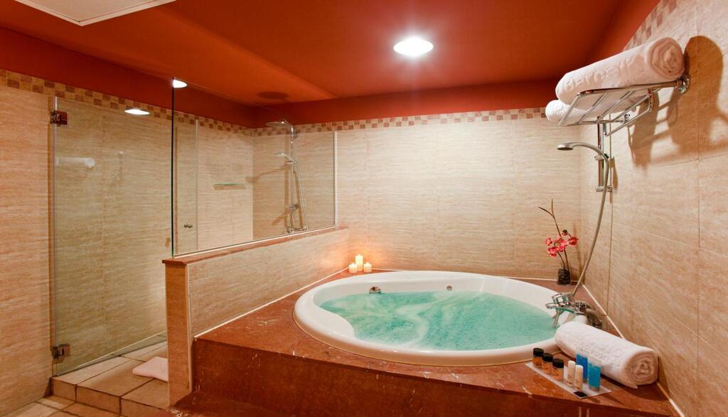 Occidental Jand�a Royal Level - Adults Only