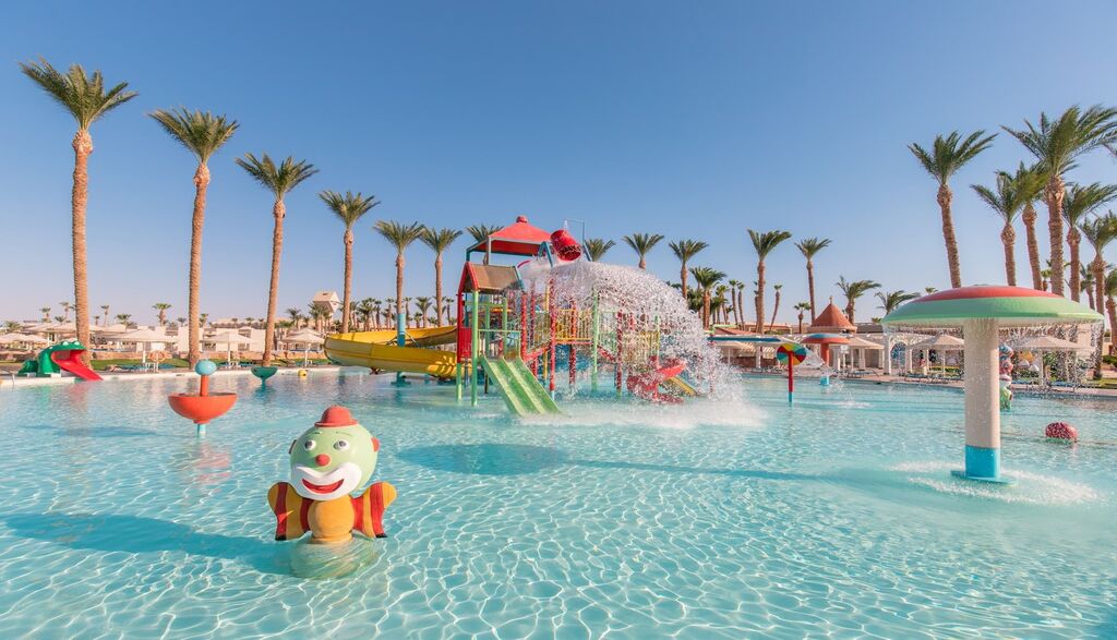 Beach Albatros Resort