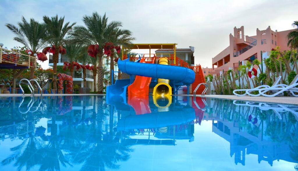 Minamark Beach Resort & Spa