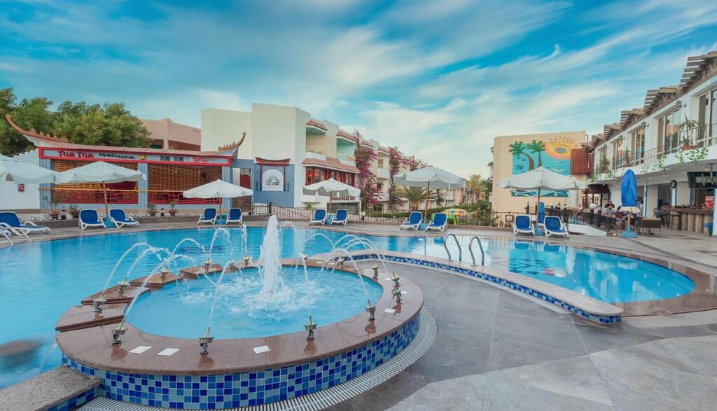 Minamark Beach Resort & Spa