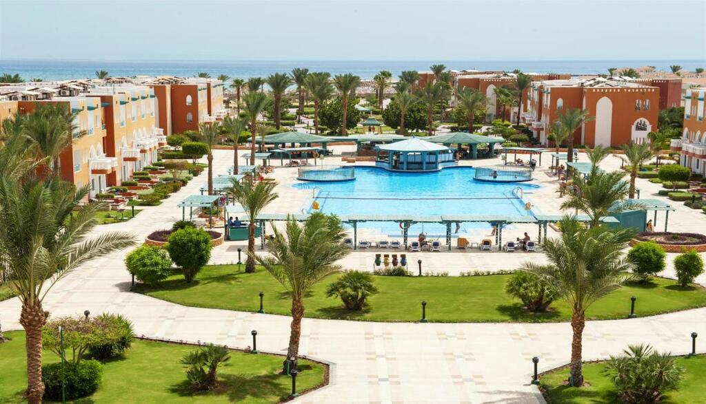 SUNRISE Garden Beach Resort