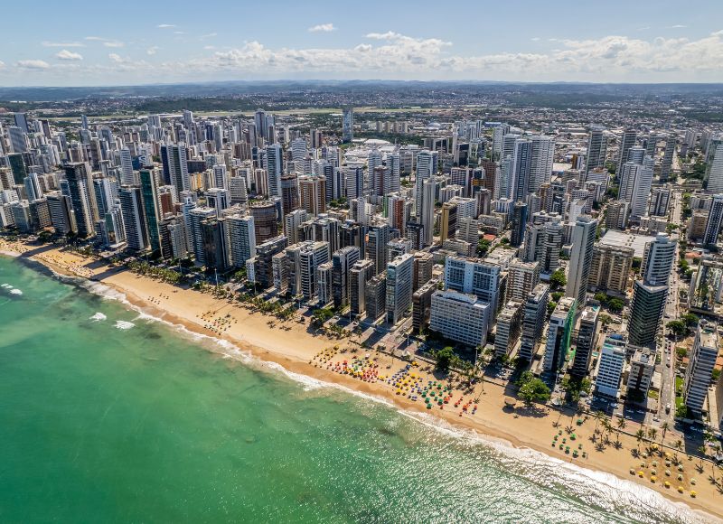 A Magia de Recife: Tradi��es, Sabores e Belezas Naturais